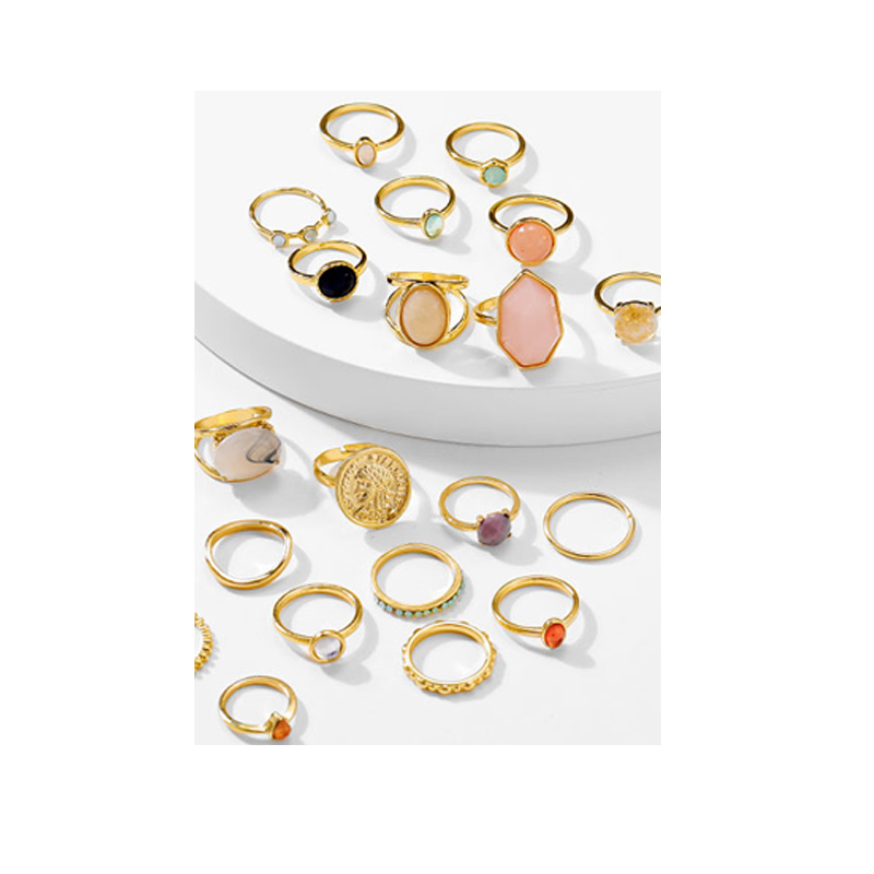 Delicate ring vintage look ontwerp verschillende maten van ringen kunnen door iedereen worden gedragen